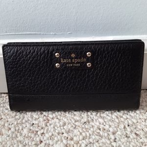 Like new athentic Kate spade wallet